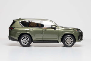 Lexus LX600